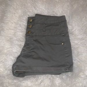 {SOLD} charlotte russe (refuge) shorts
